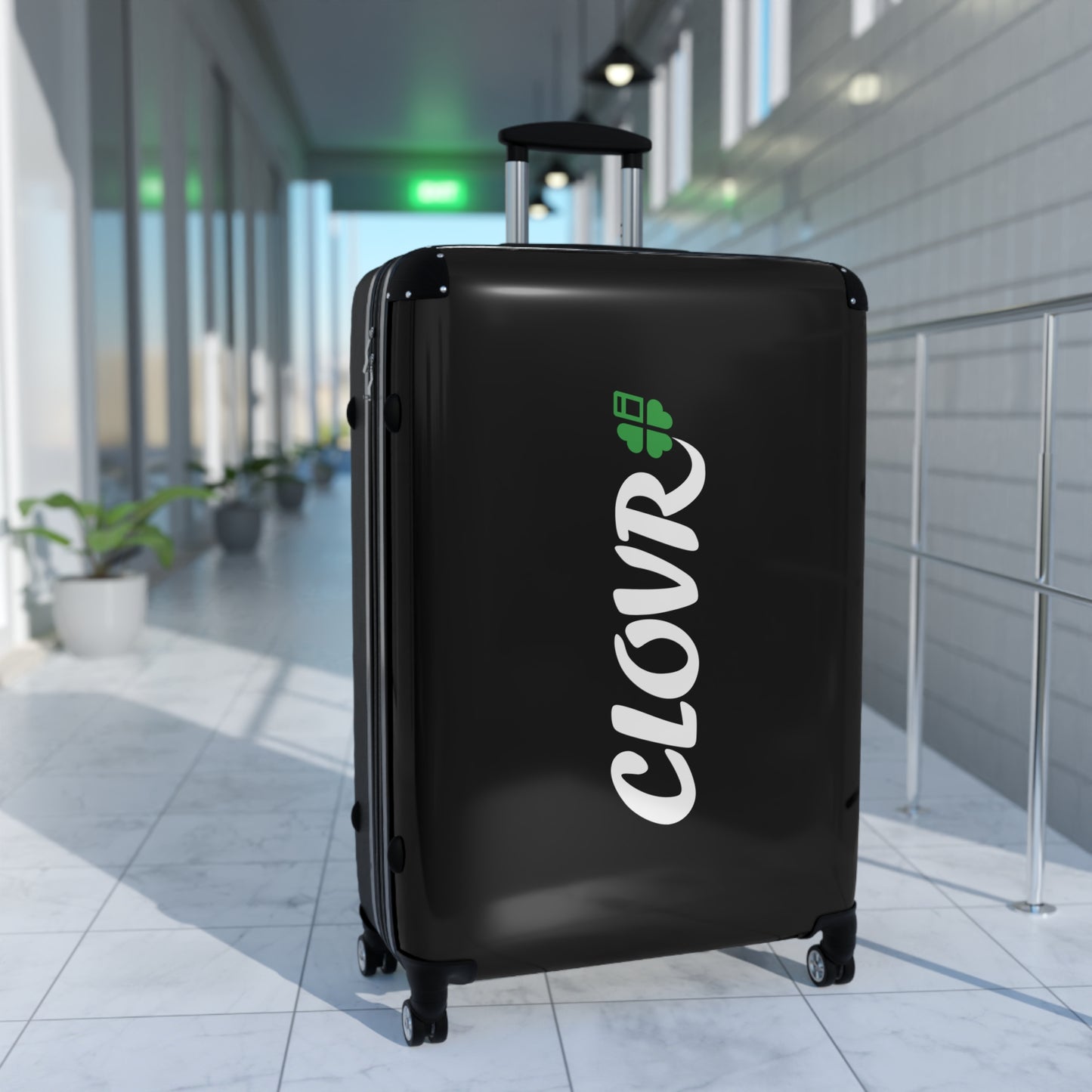 Clovr Suitcase